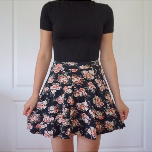FLORAL HIGH WAISTED SKATER SKIRT - Picture 2 of 6
